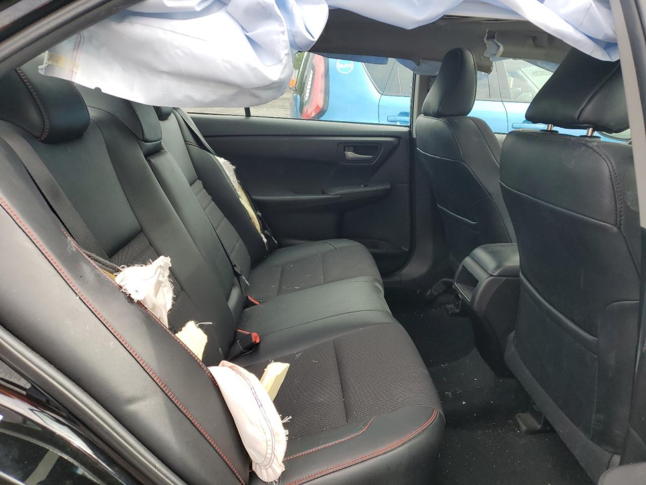 2016 TOYOTA CAMRY