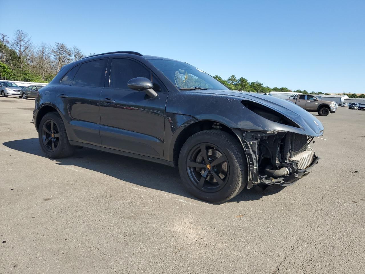 2018 PORSCHE Macan
