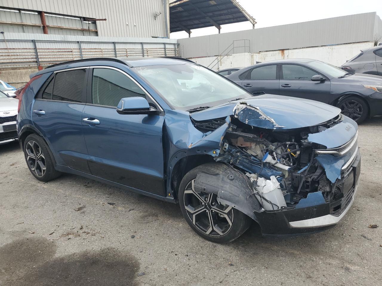 2023 KIA Niro