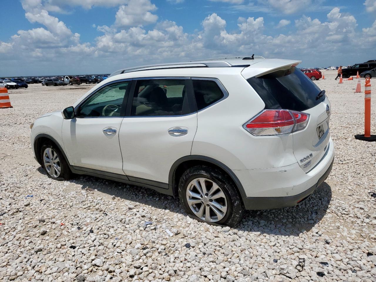 2015 NISSAN ROGUE