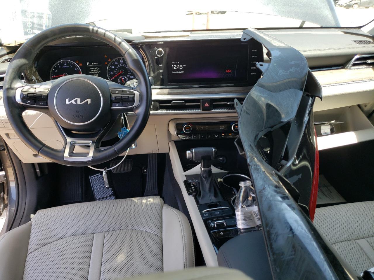 2022 KIA K5