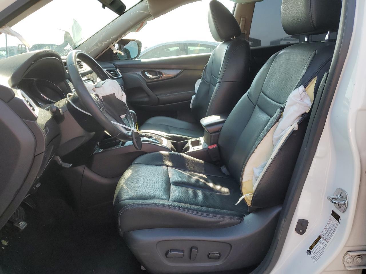 2016 NISSAN ROGUE