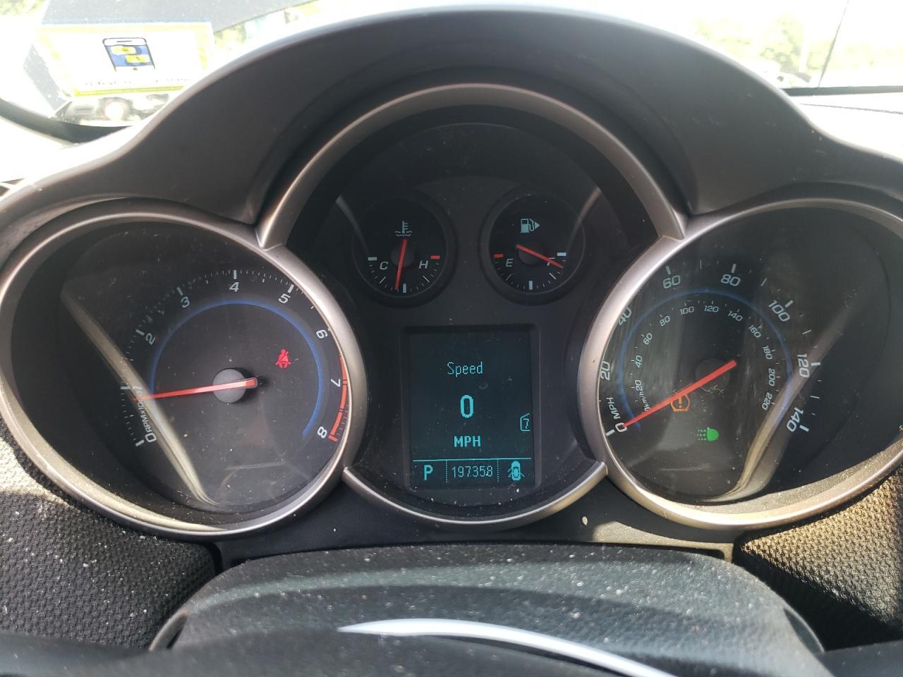 2011 CHEVROLET CRUZE