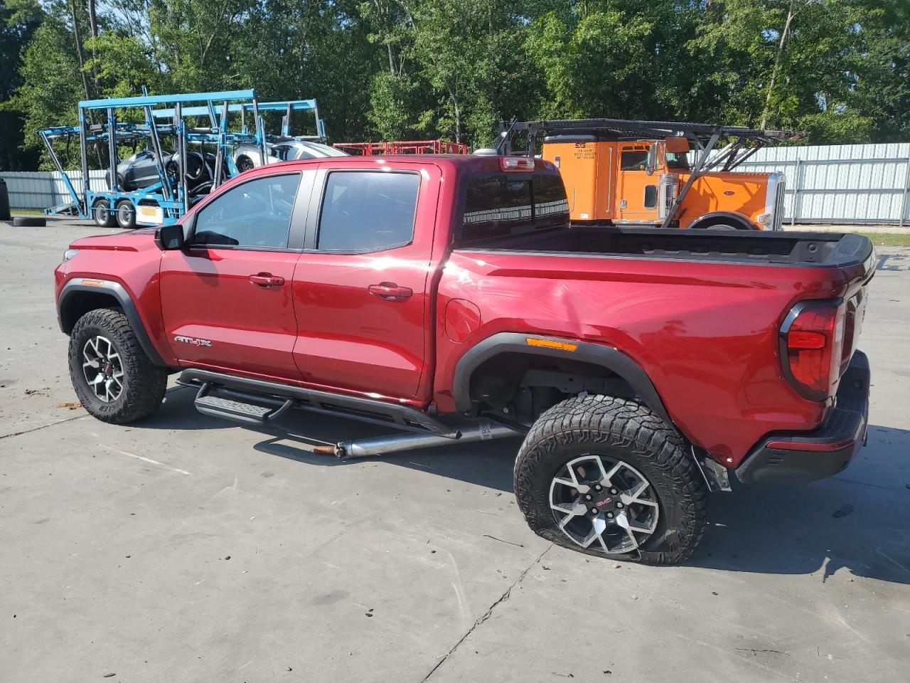 2023 GMC CANYON