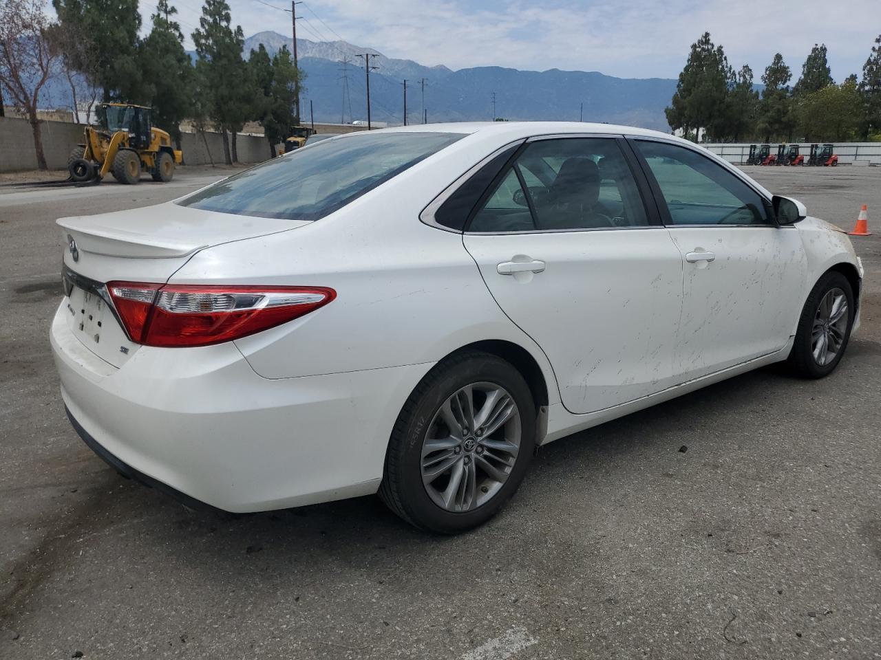2015 TOYOTA CAMRY