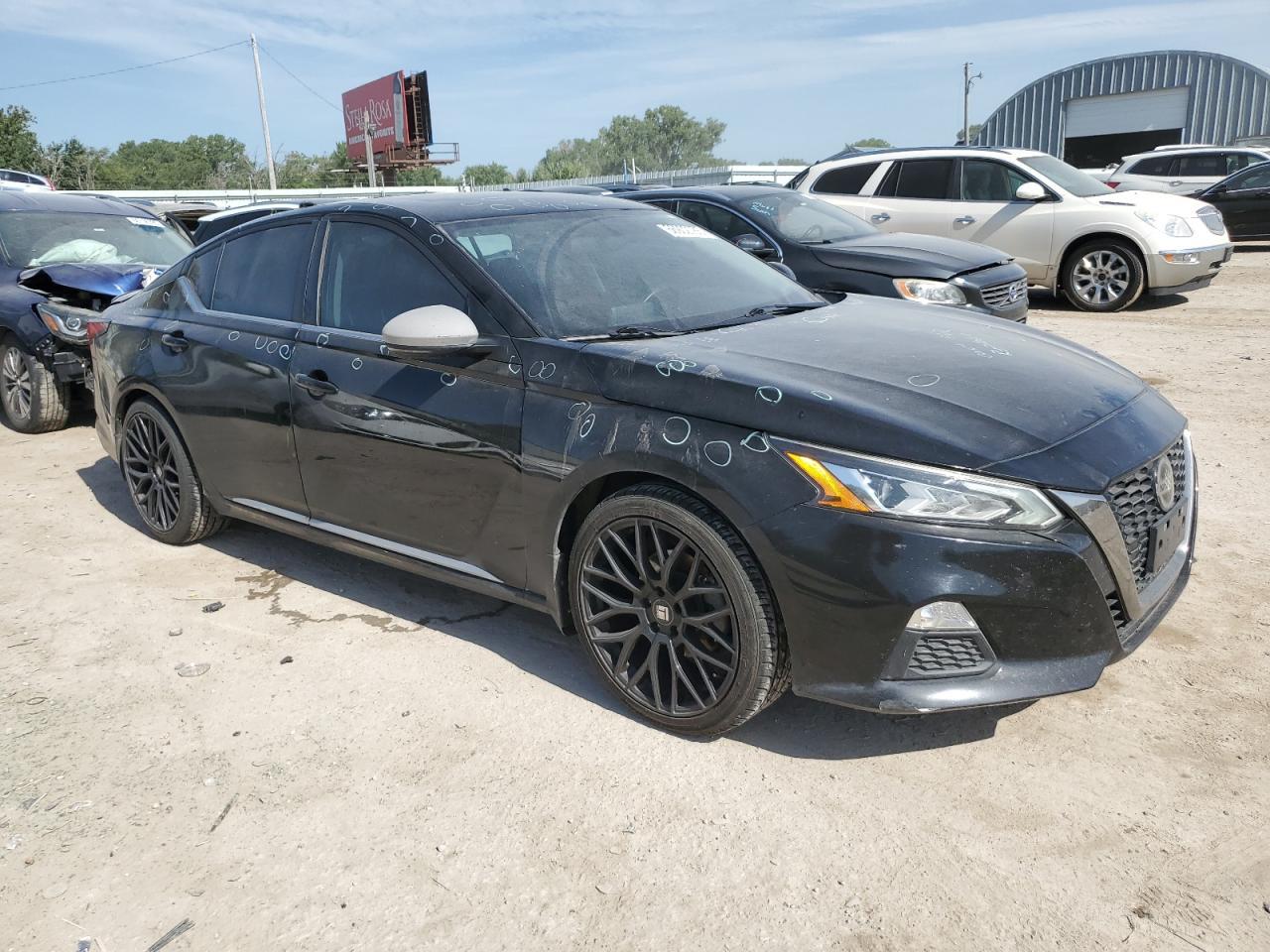 2019 NISSAN ALTIMA