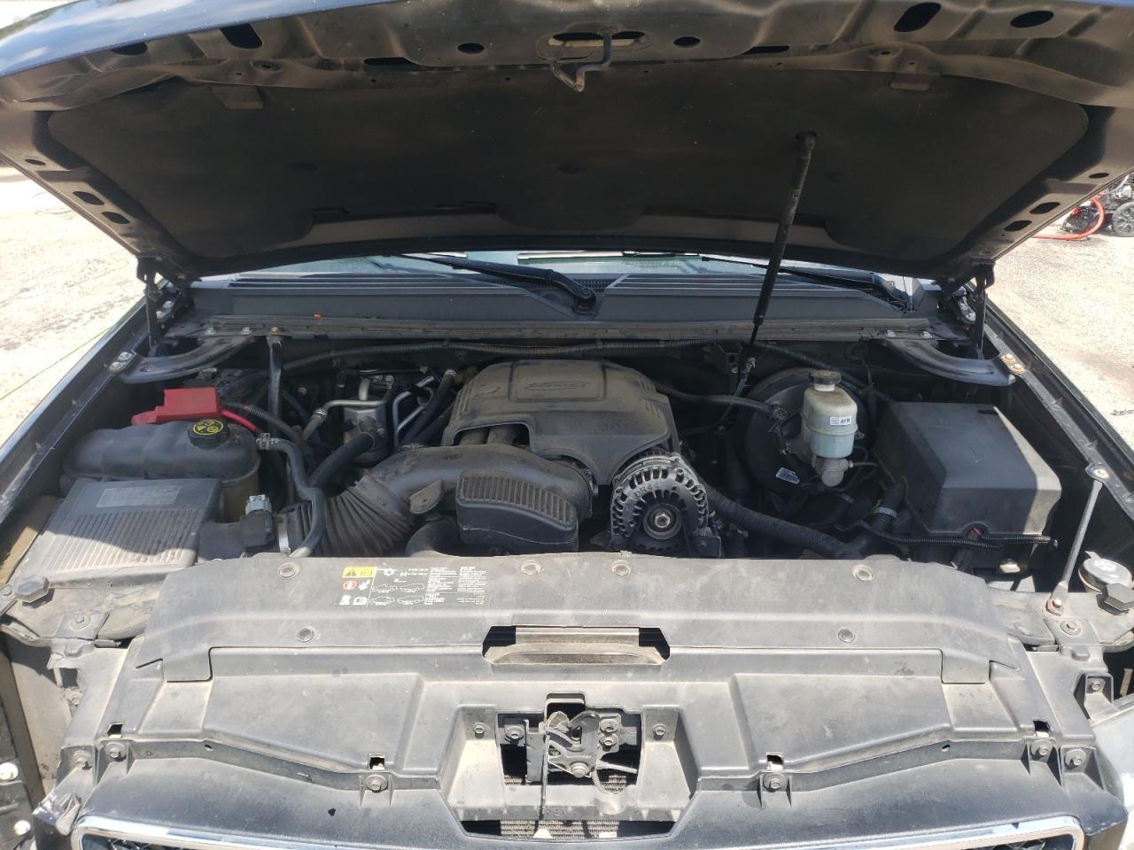 2013 CHEVROLET Suburban