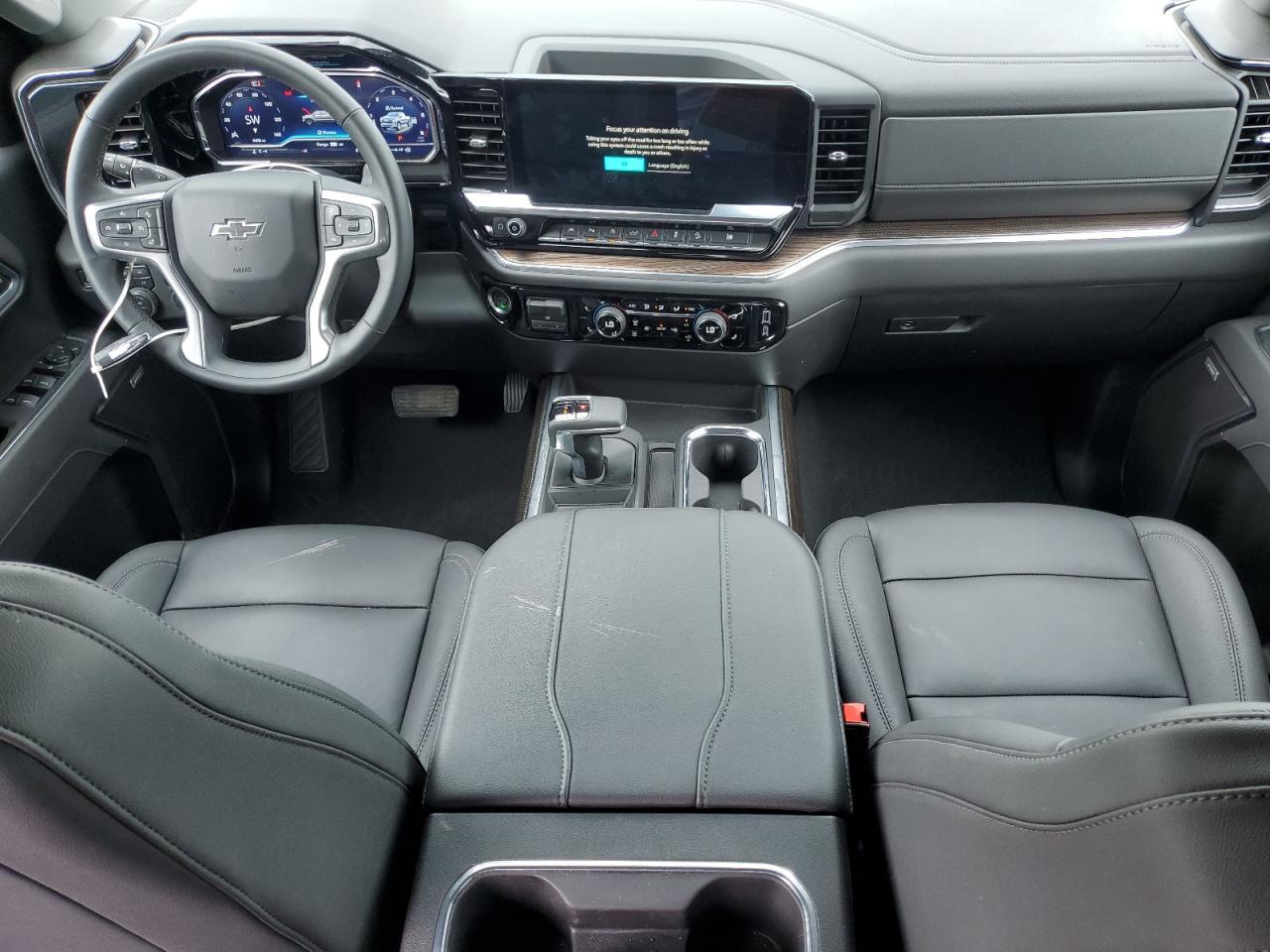 2025 CHEVROLET Silverado