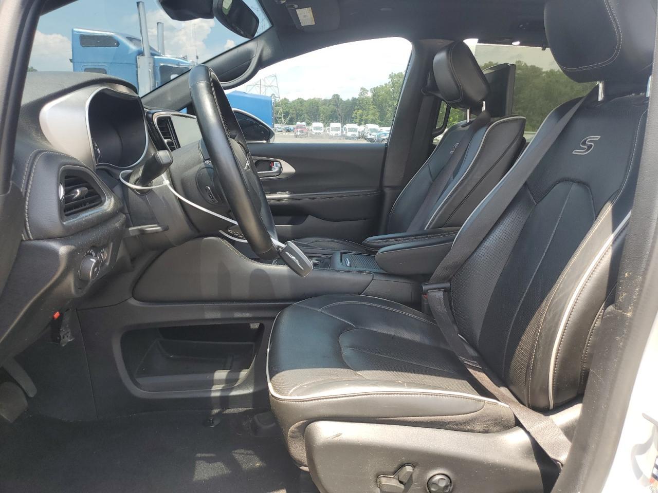 2022 CHRYSLER Pacifica