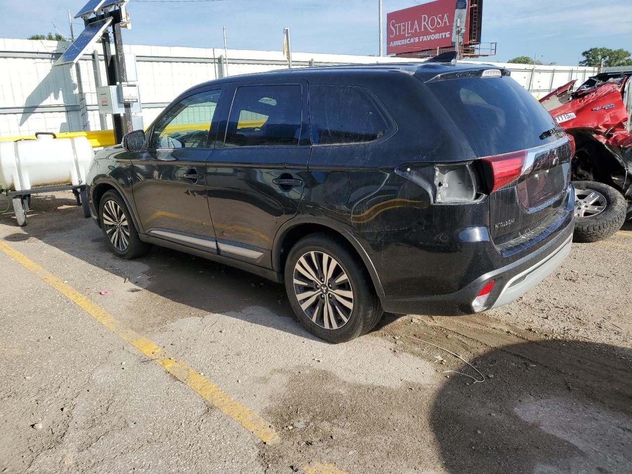 2019 MITSUBISHI outlander