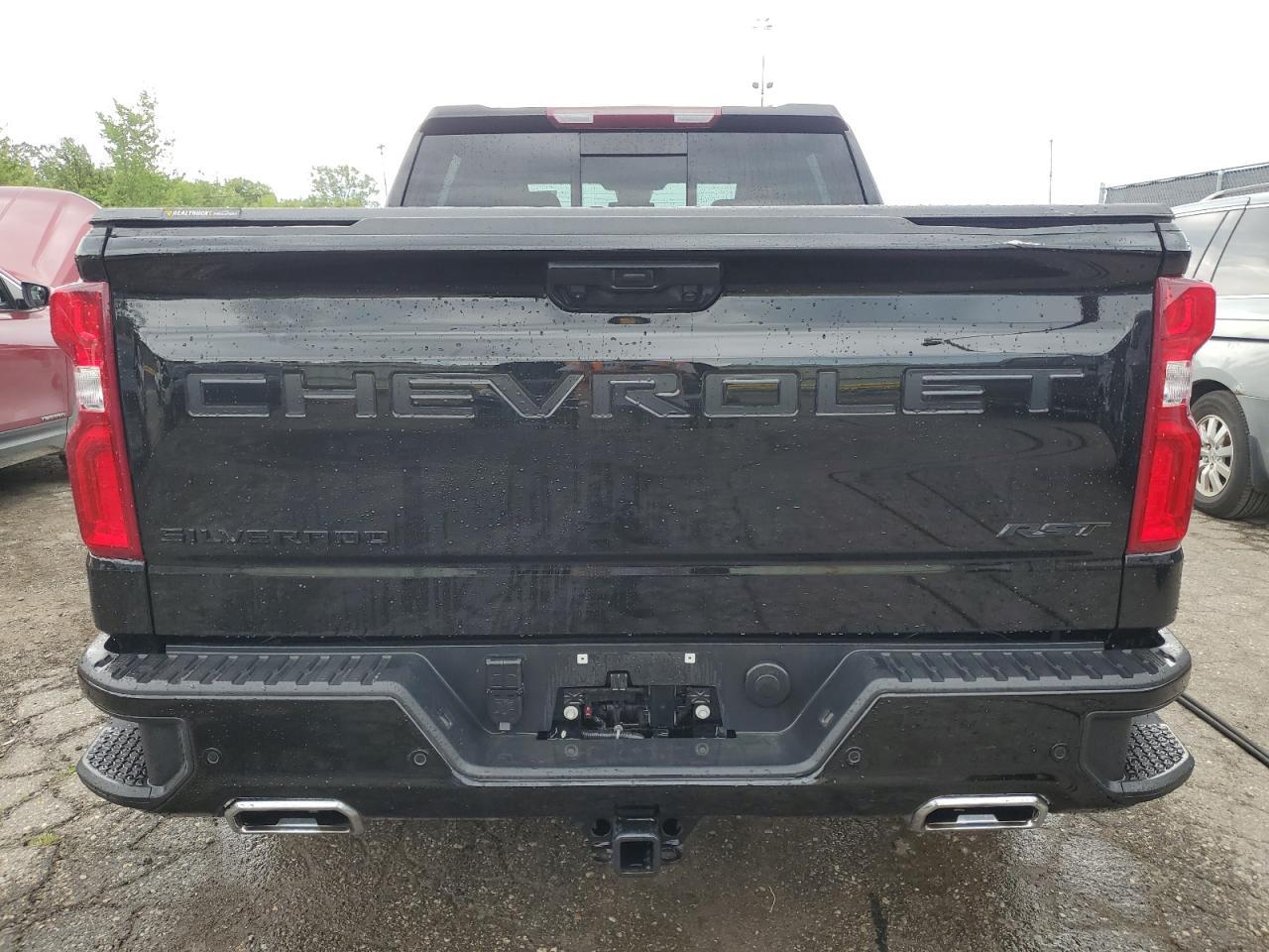 2025 CHEVROLET Silverado