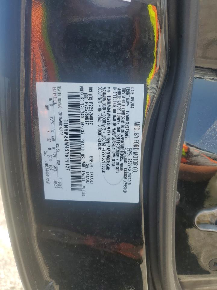 2005 LINCOLN Town Car