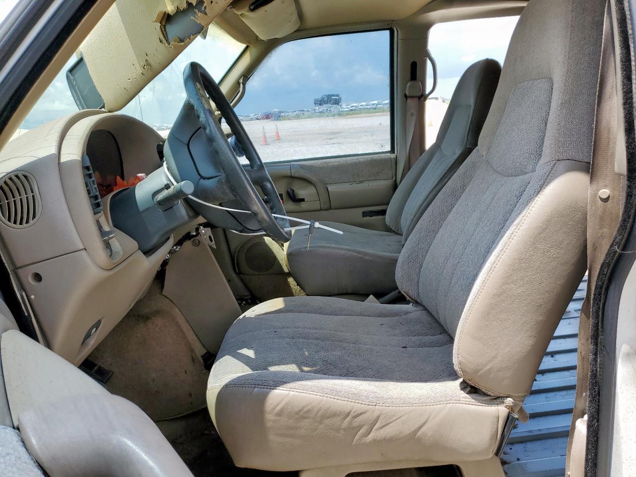 1996 CHEVROLET Astro