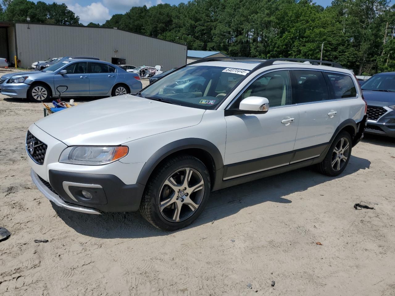 2015 VOLVO XC70
