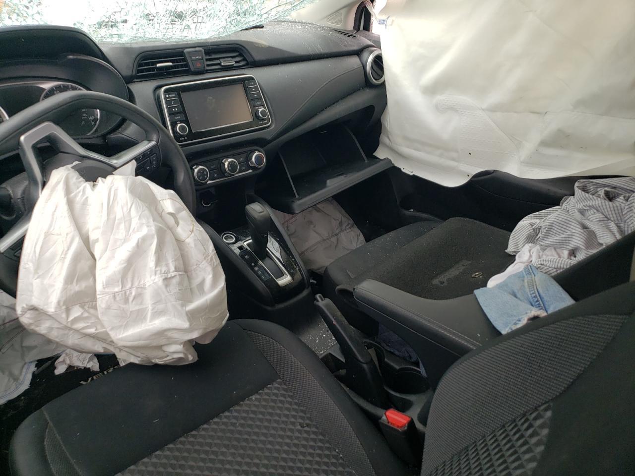 2020 NISSAN VERSA