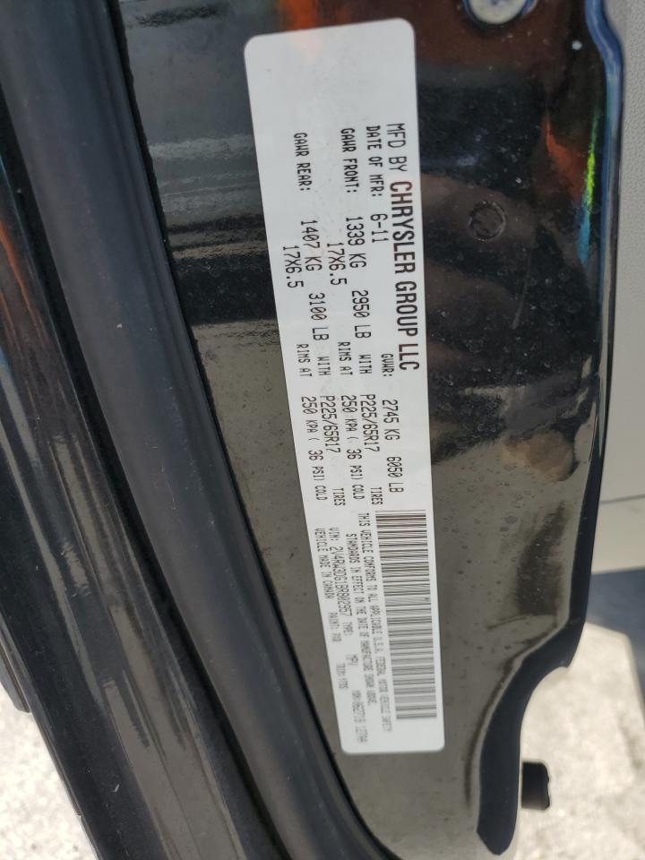 2011 VOLKSWAGEN Routan