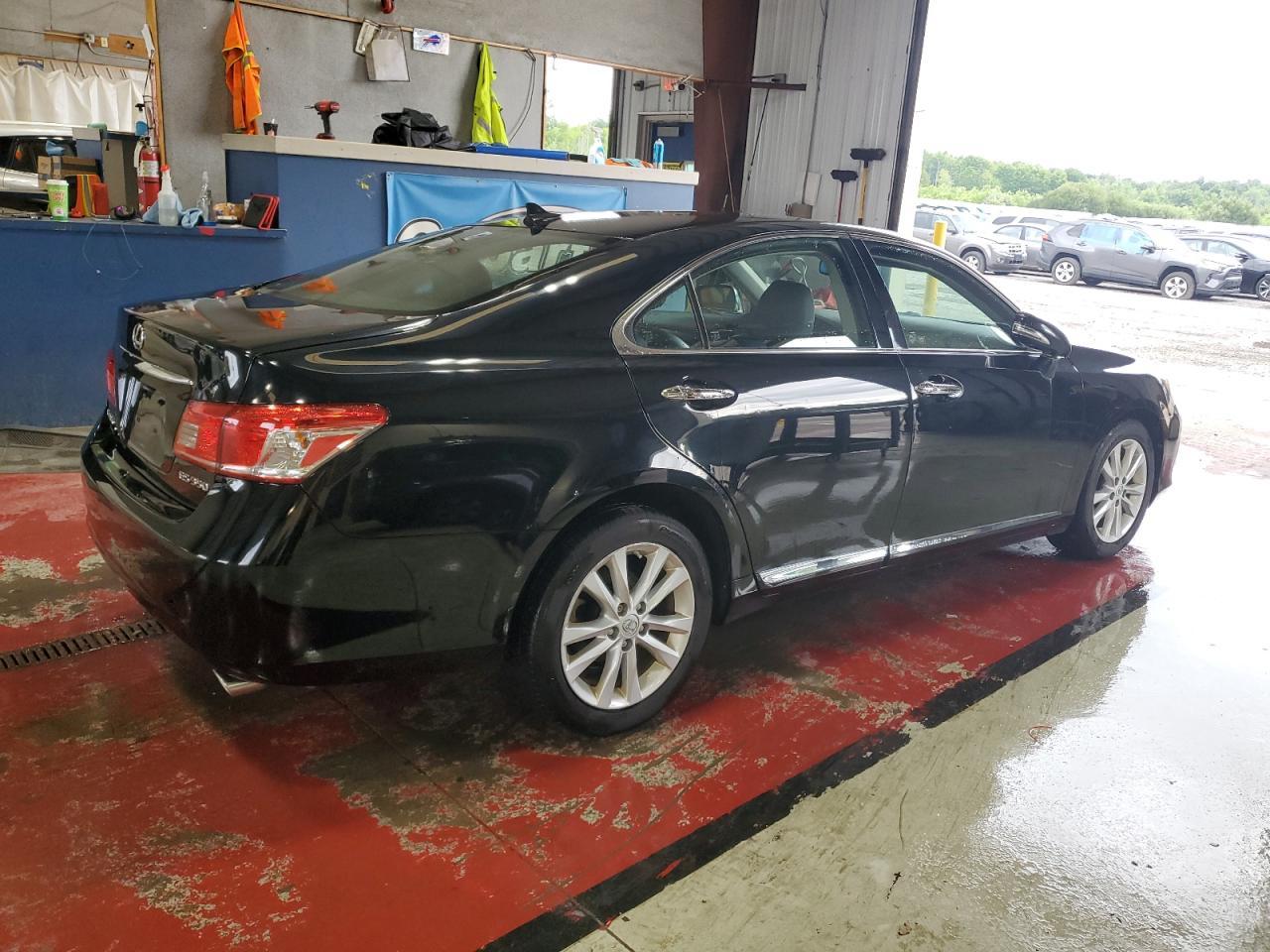 2010 LEXUS Es