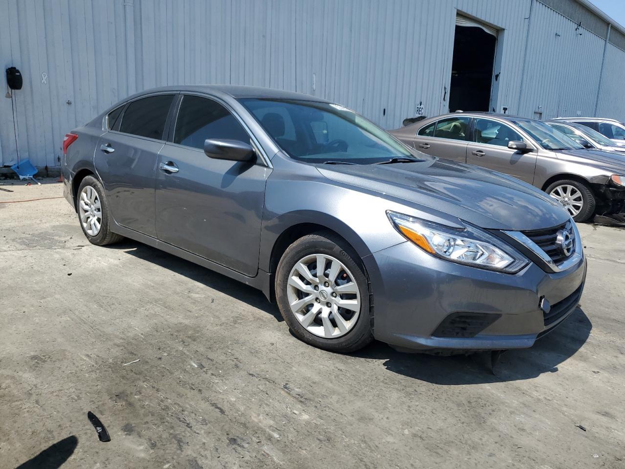 2017 NISSAN ALTIMA