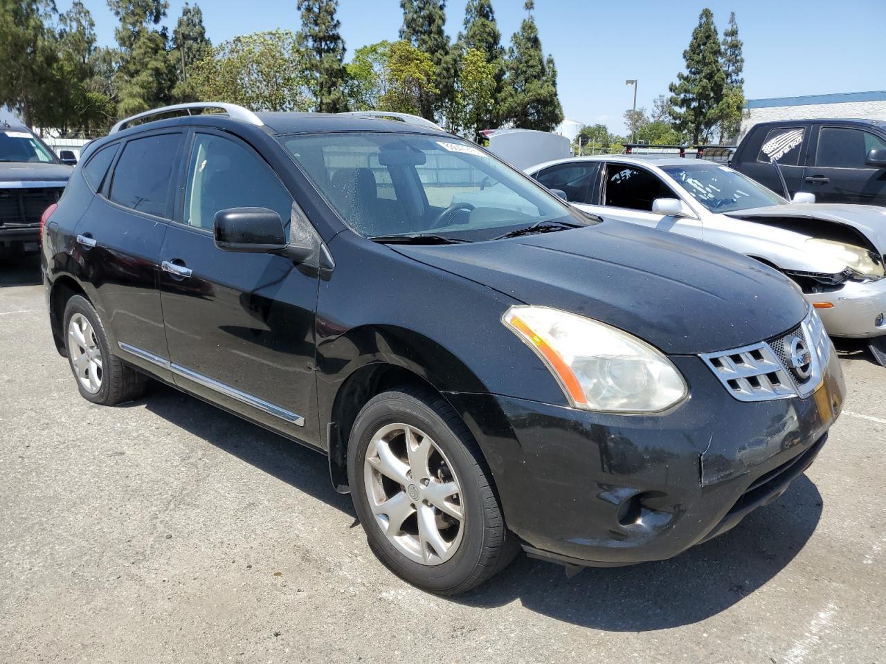 2011 NISSAN ROGUE
