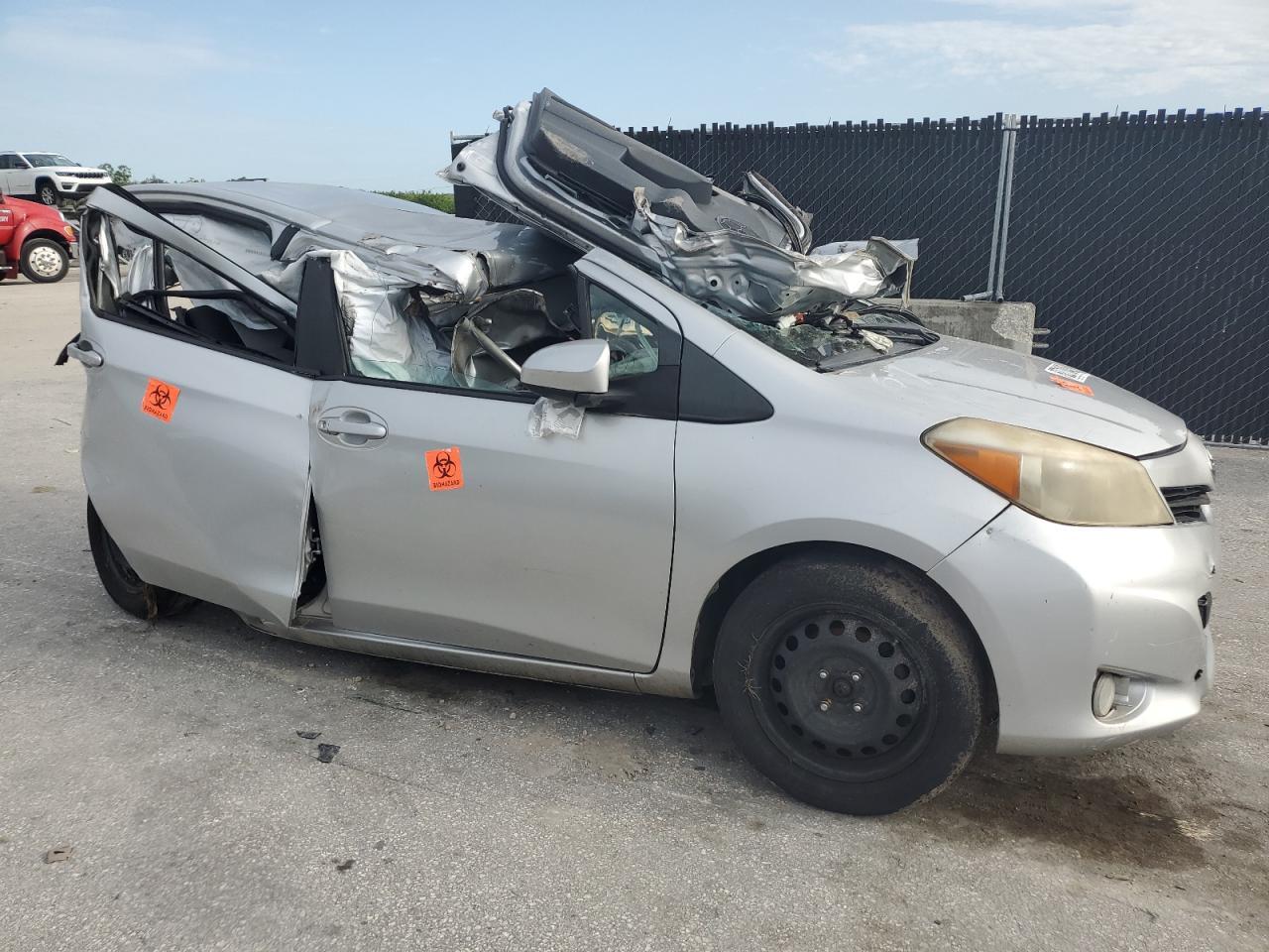 2012 TOYOTA YARIS