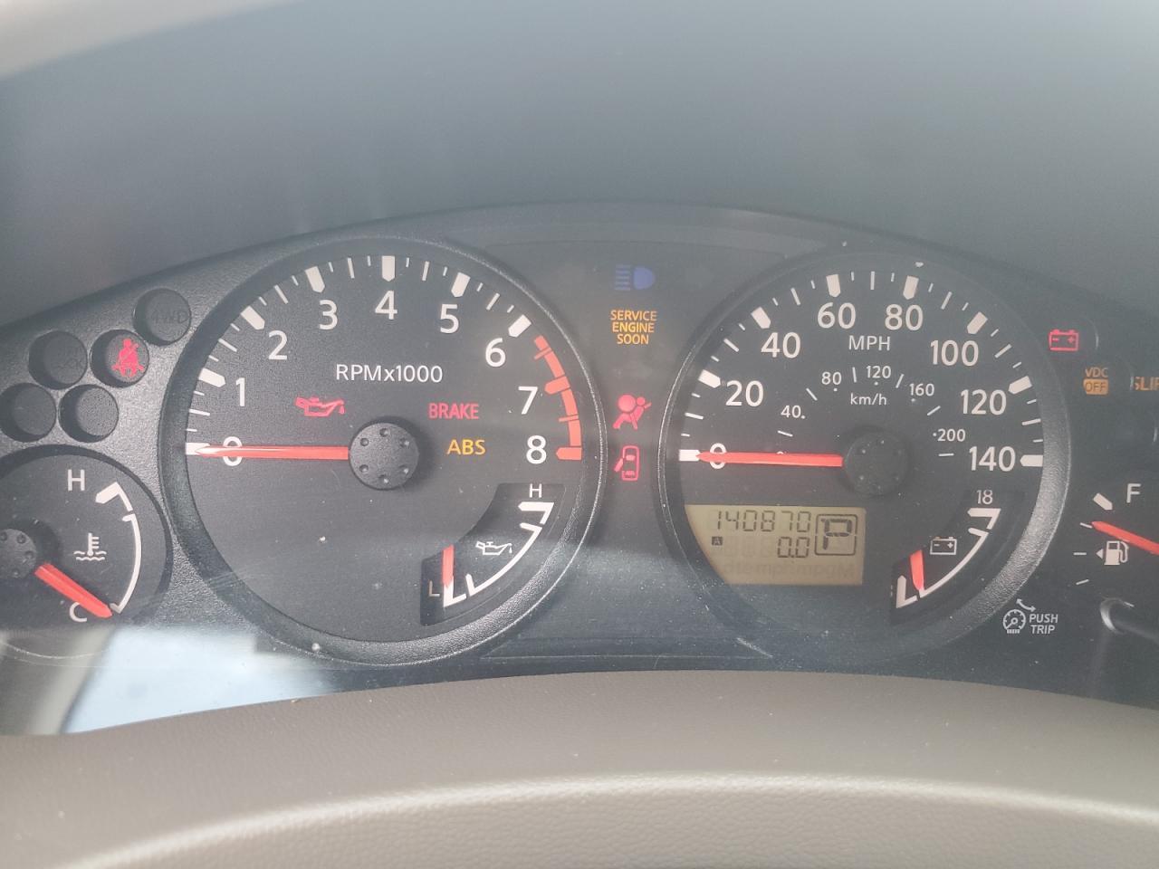 2011 NISSAN Frontier