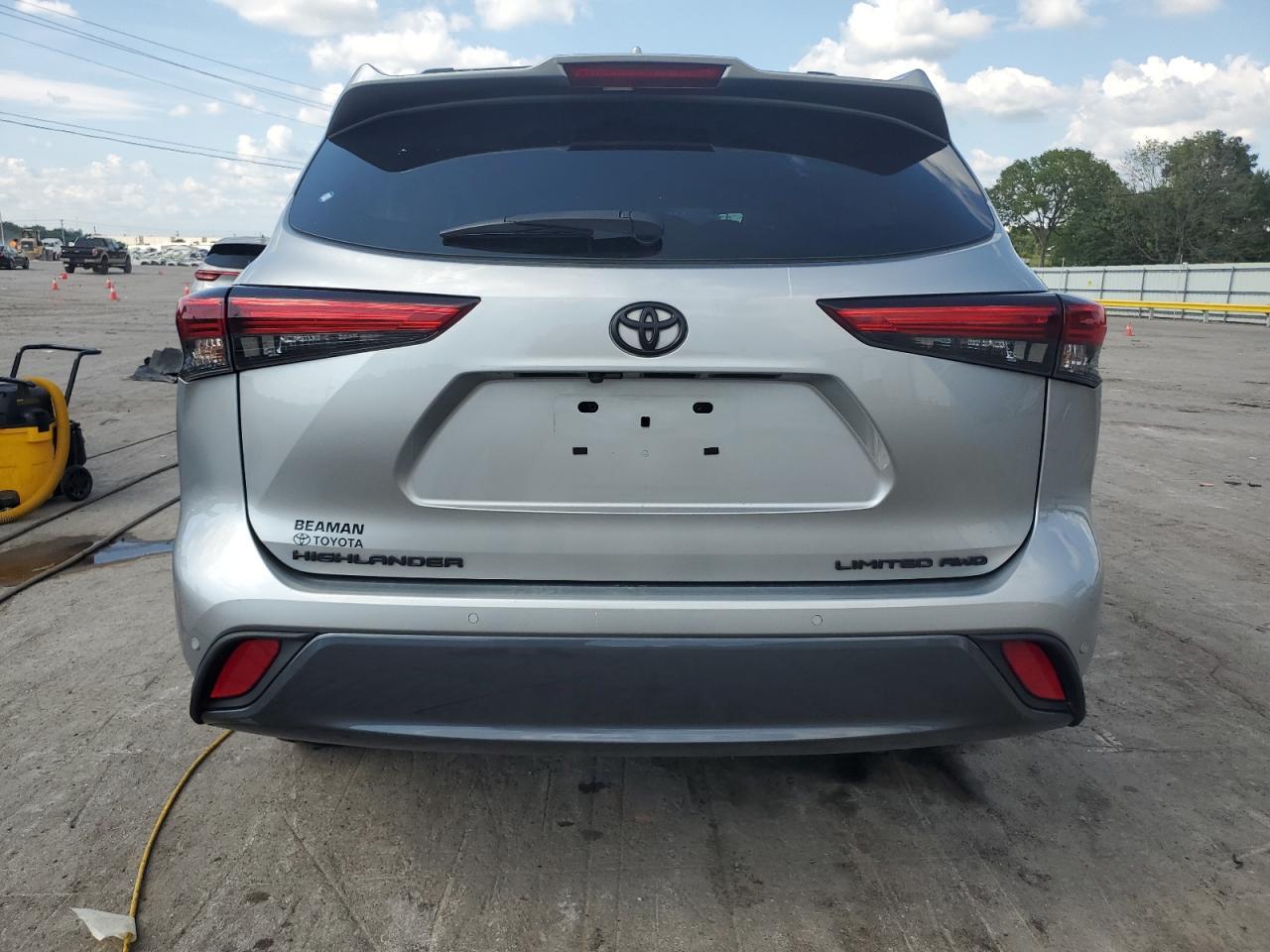 2020 TOYOTA HIGHLANDER