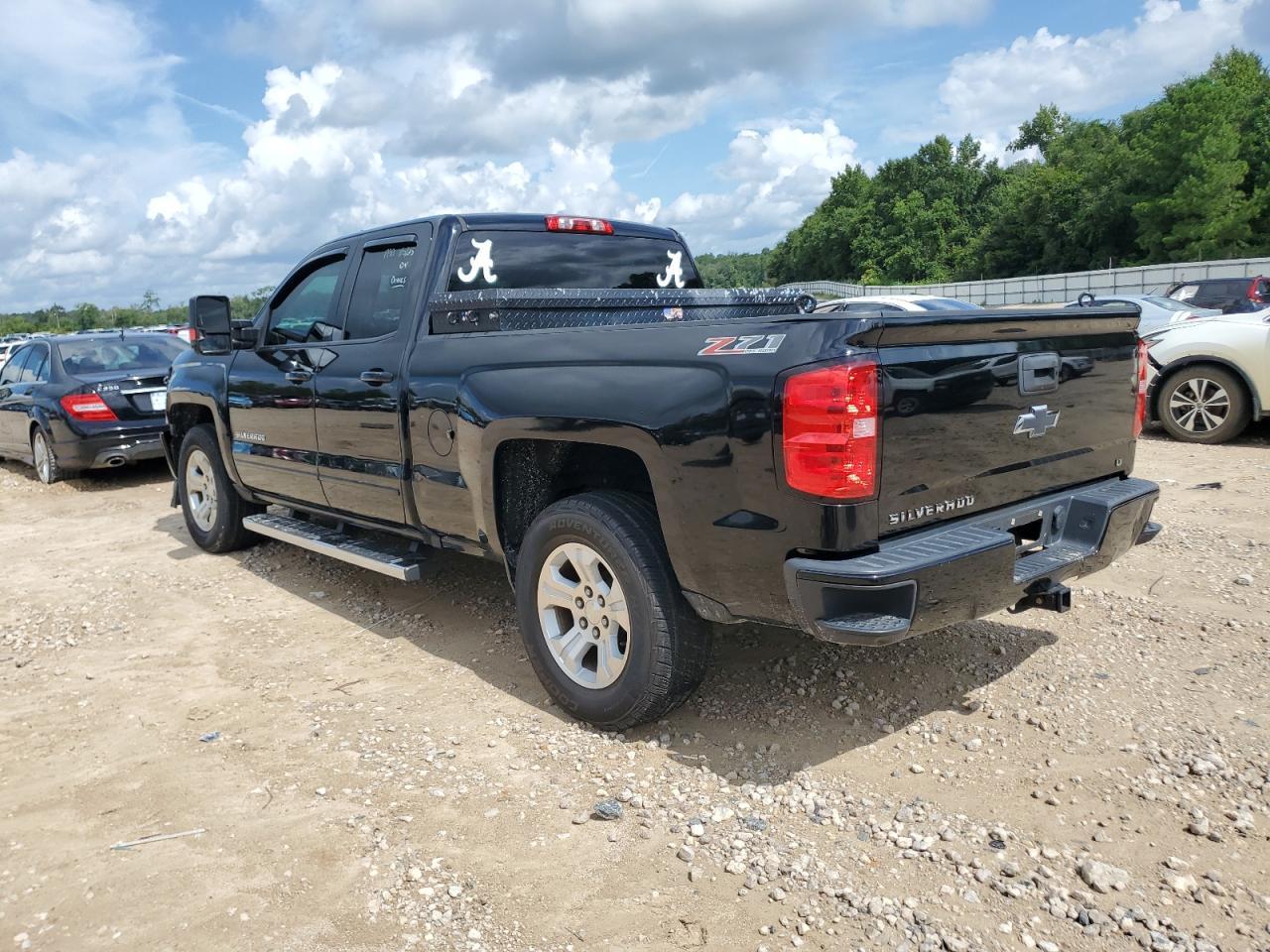 2017 CHEVROLET Silverado