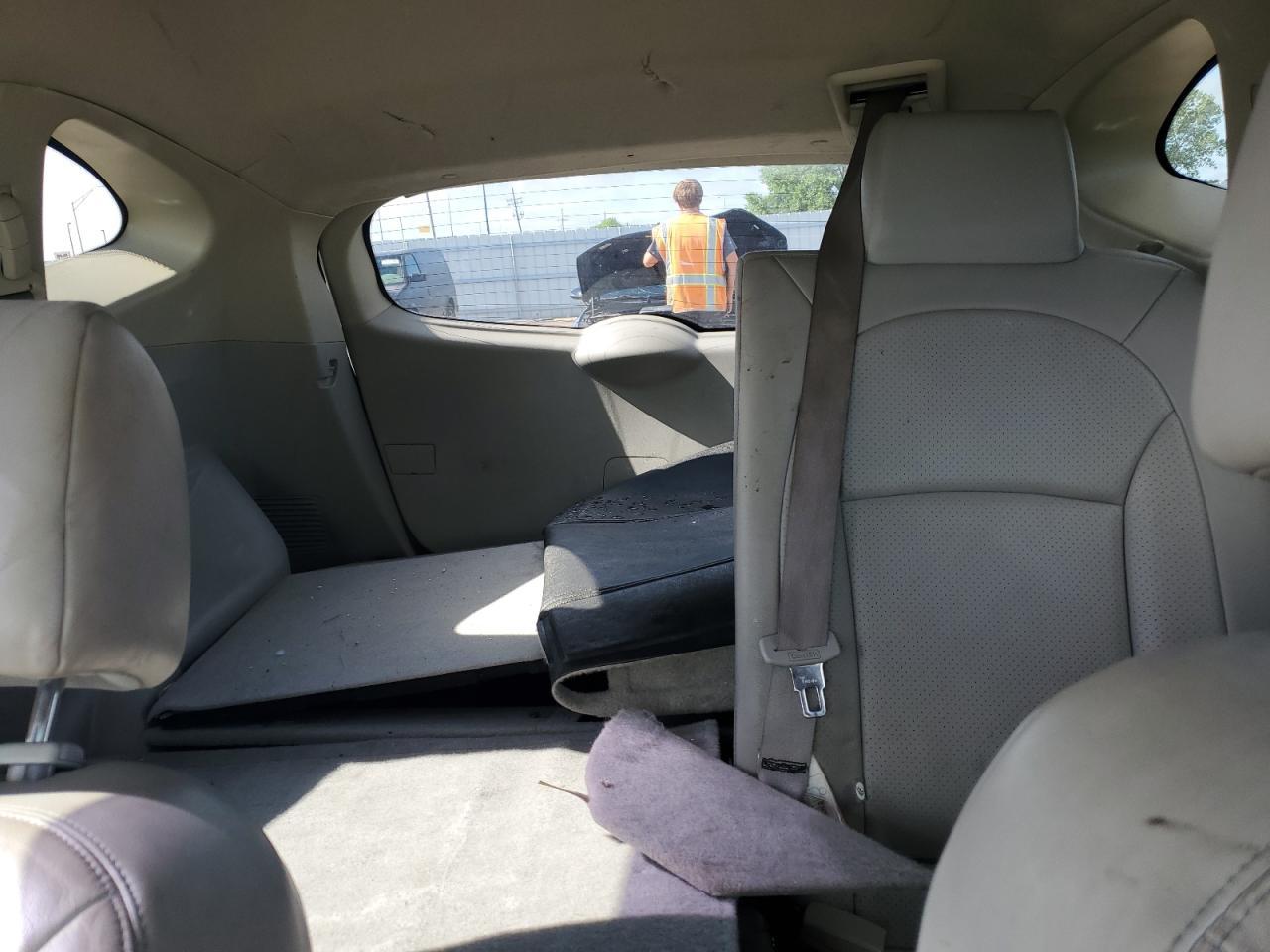 2011 NISSAN ROGUE