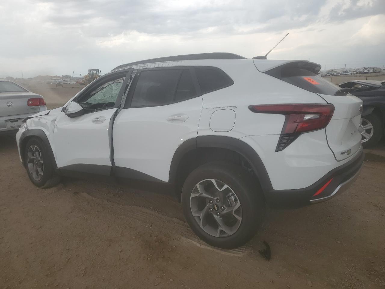 2025 CHEVROLET TRAX