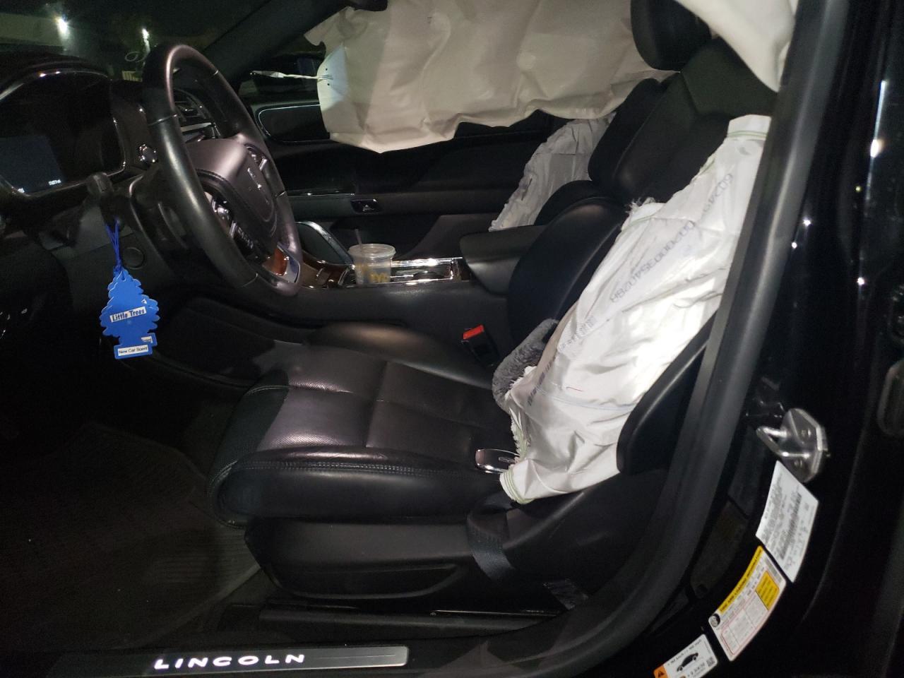 2019 LINCOLN Continental