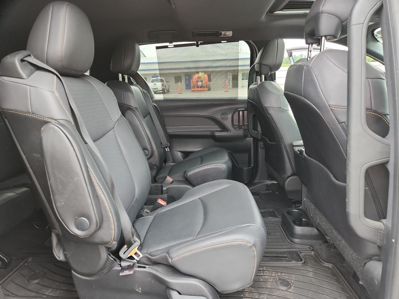 2022 TOYOTA SIENNA