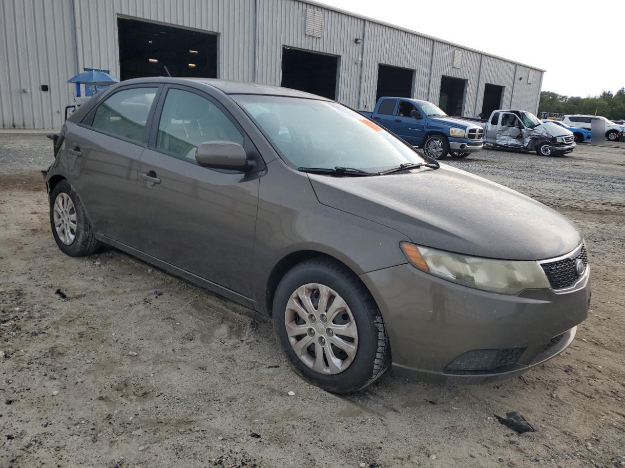 2011 KIA FORTE