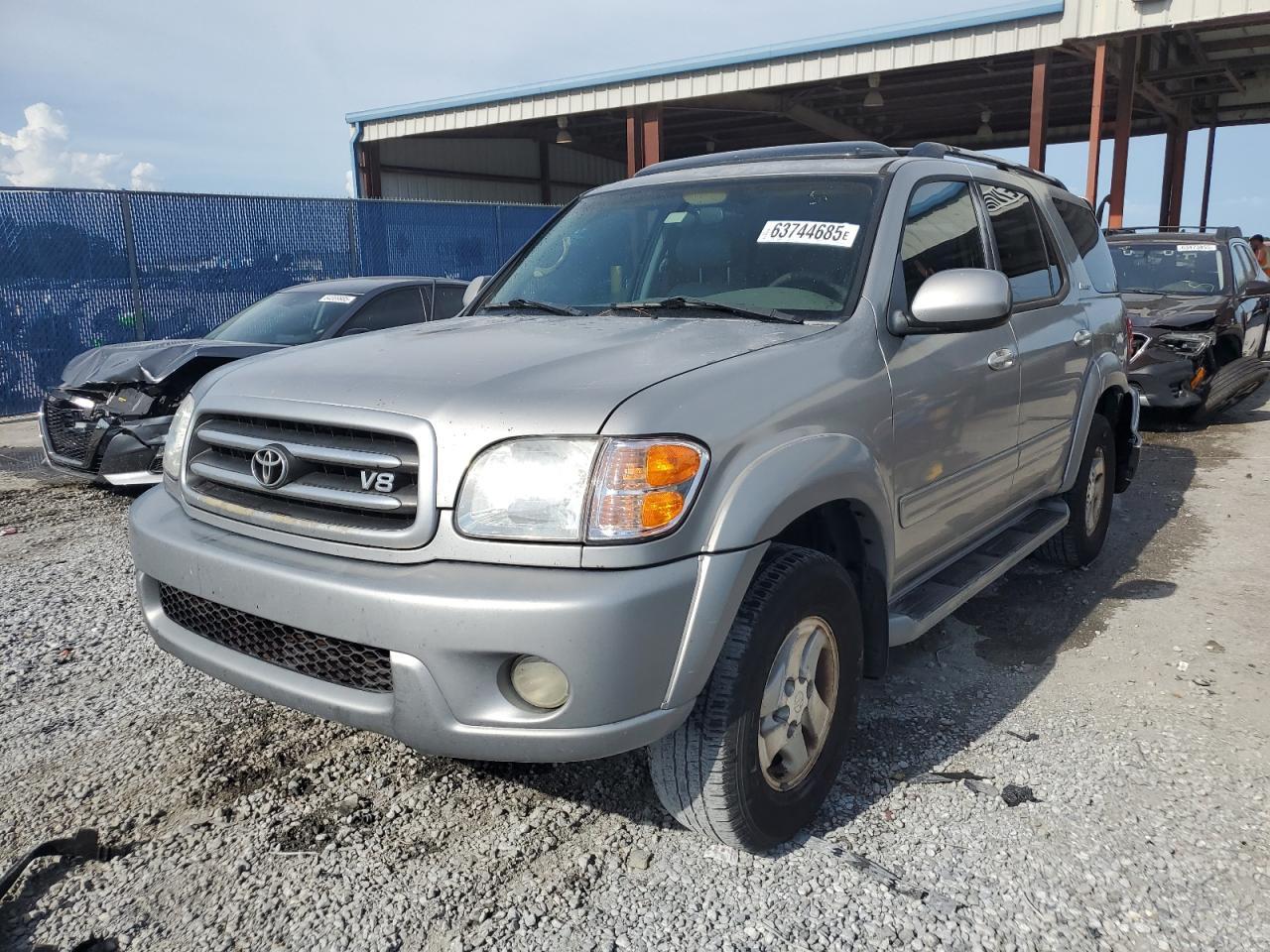 2002 TOYOTA Sequoia