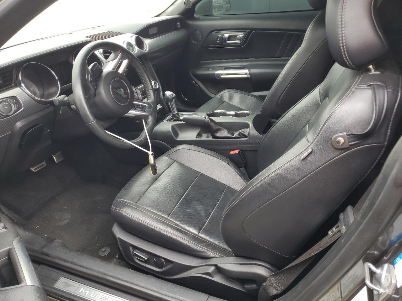 2017 FORD MUSTANG