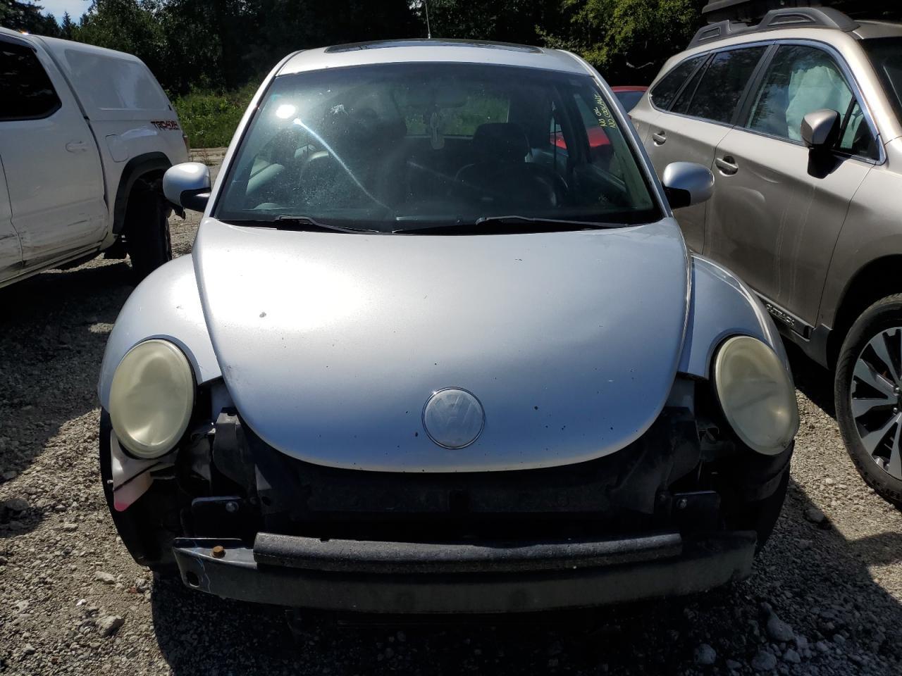 2003 VOLKSWAGEN Beetle