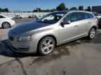 2015 VOLVO V60