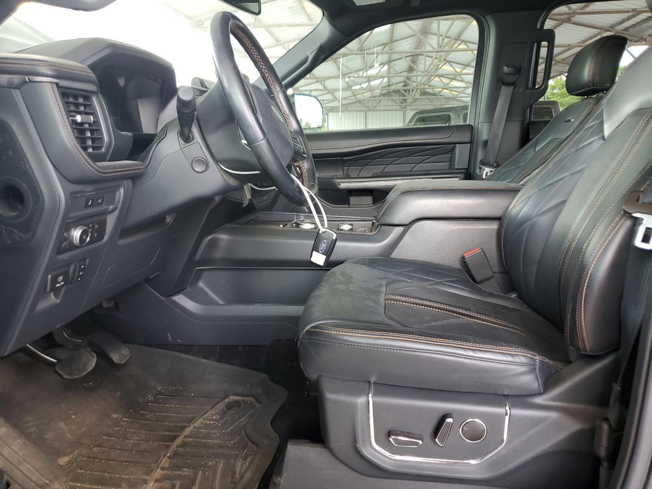 2022 FORD Expedition