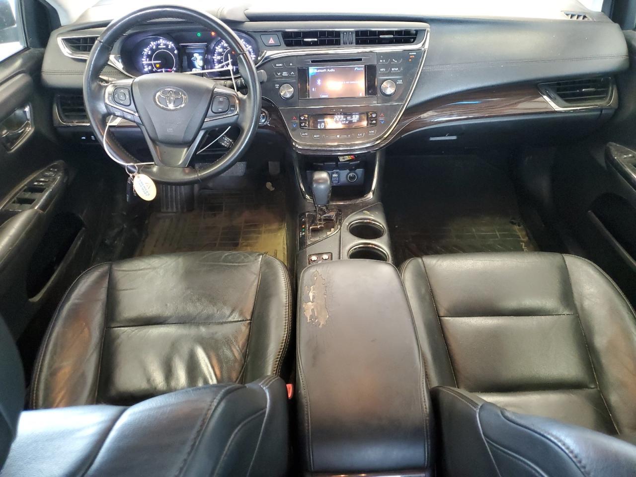 2013 TOYOTA Avalon