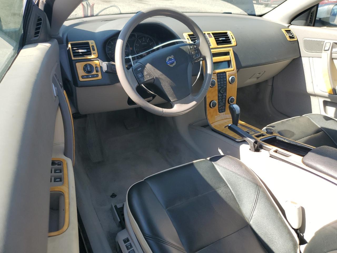 2009 VOLVO C70
