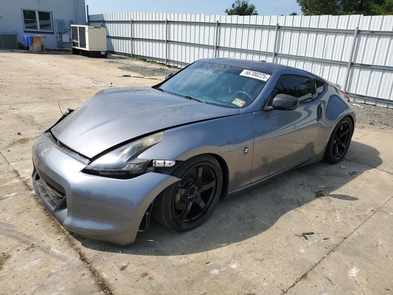2011 NISSAN 370Z