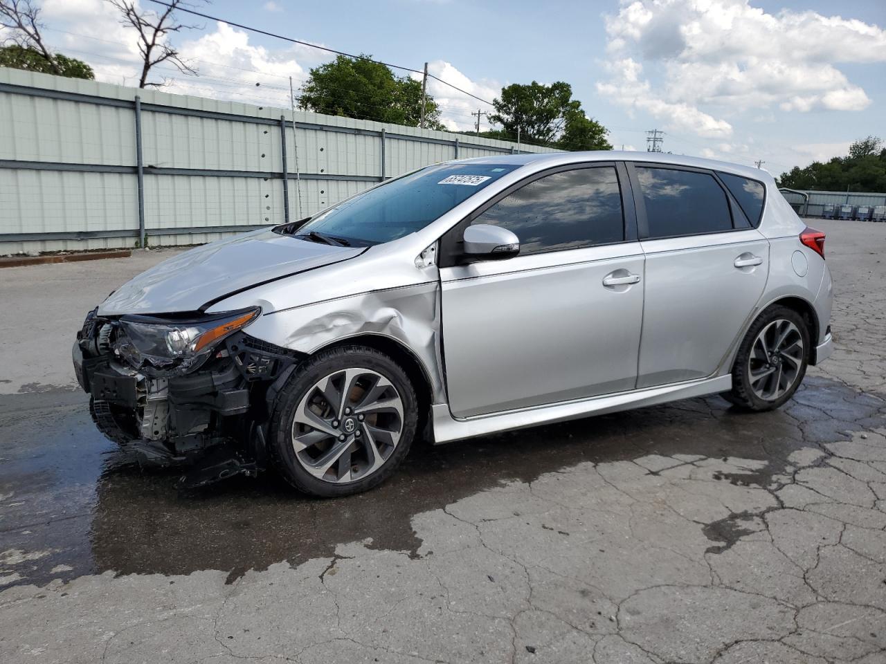 2016 TOYOTA SCION