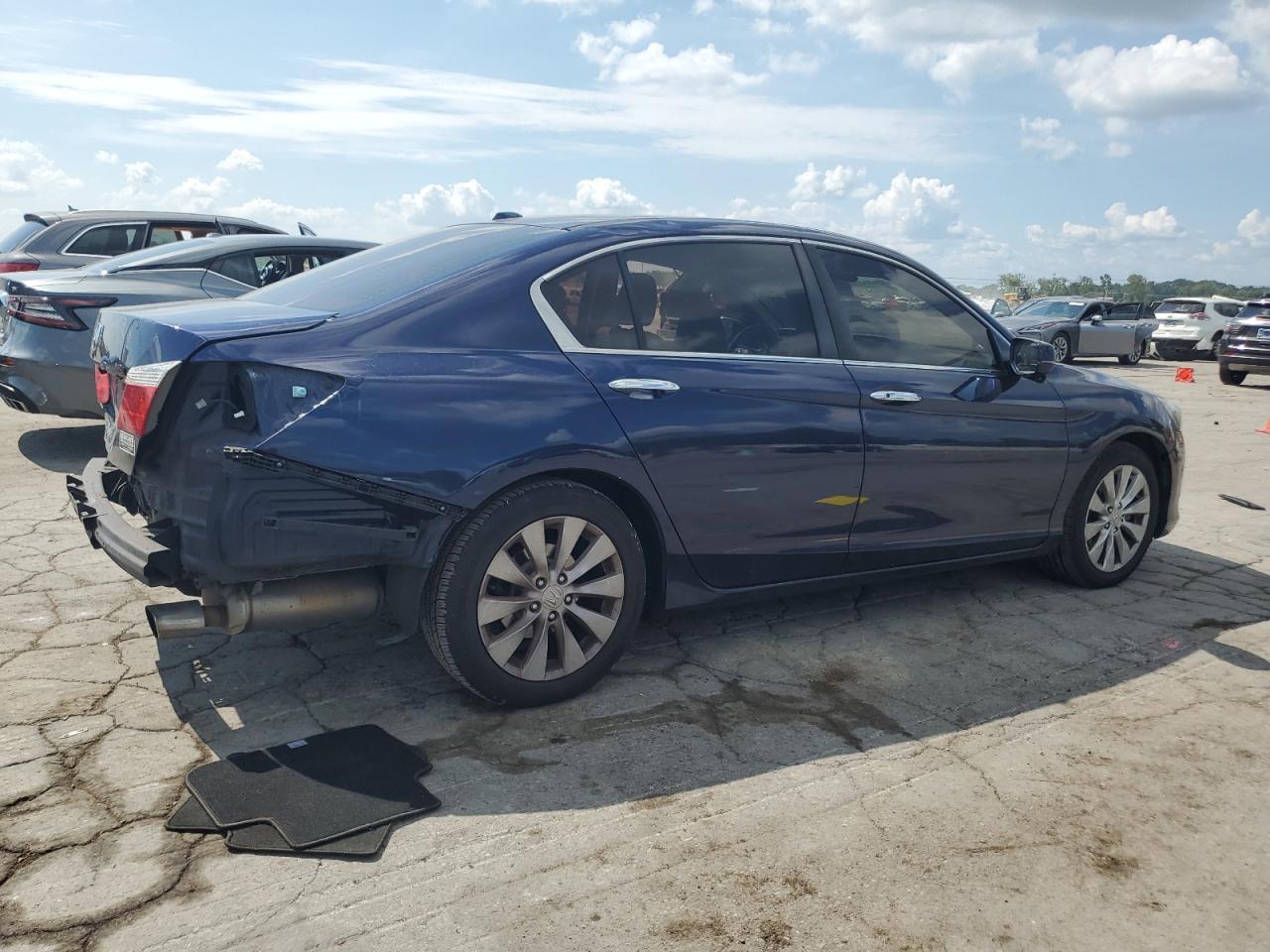 2015 HONDA ACCORD