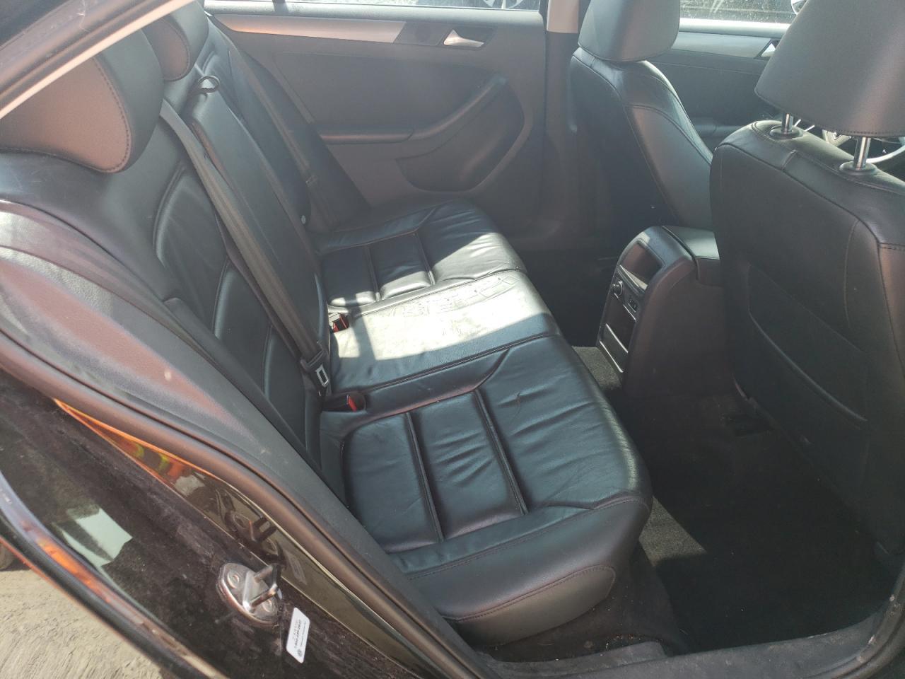 2013 VOLKSWAGEN JETTA