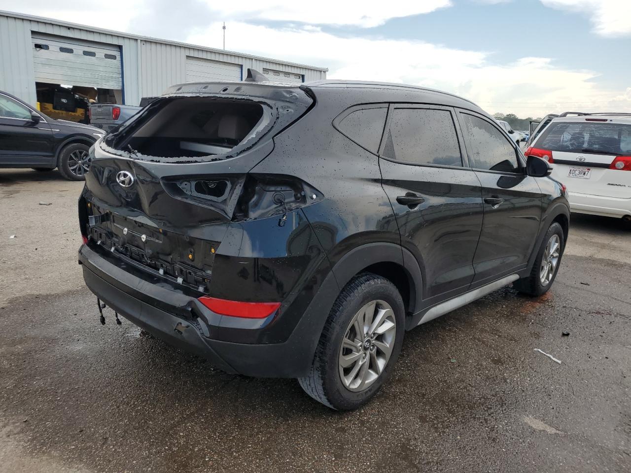 2017 HYUNDAI TUCSON