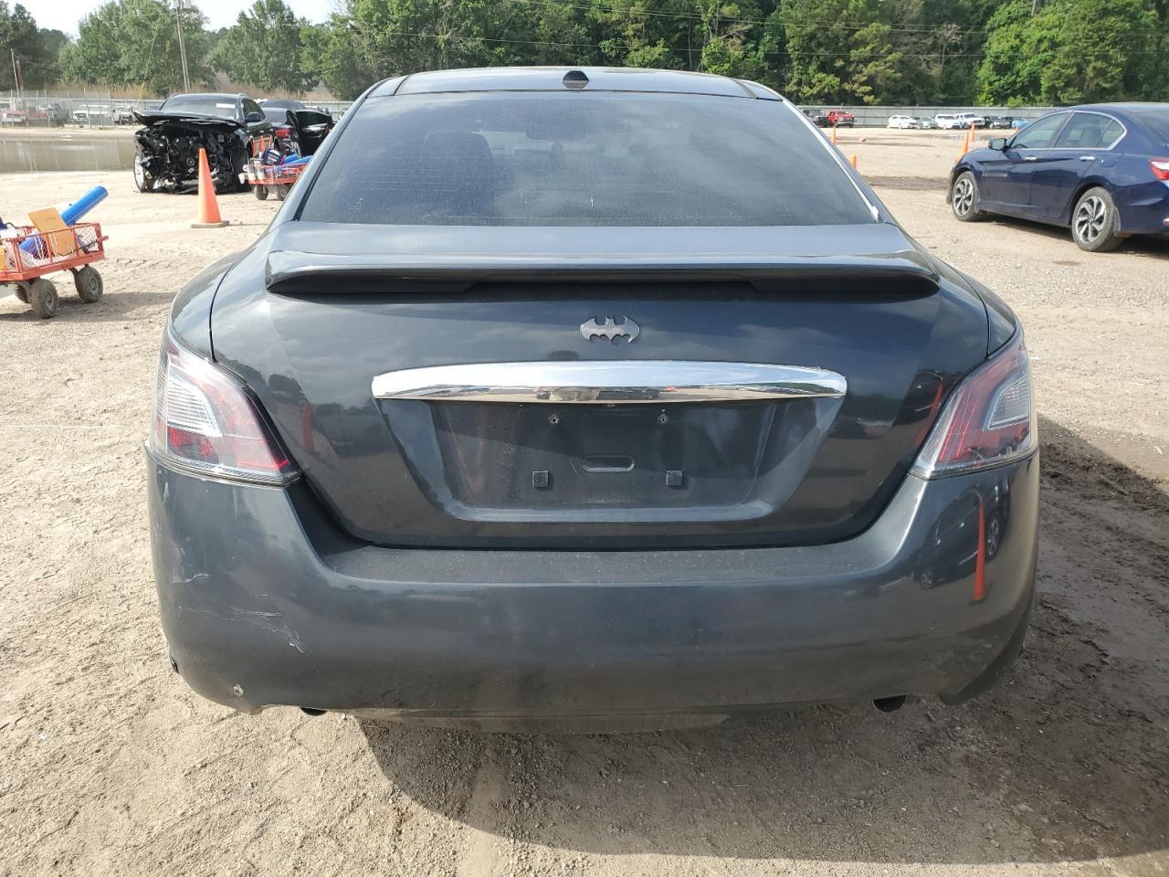 2012 NISSAN Maxima