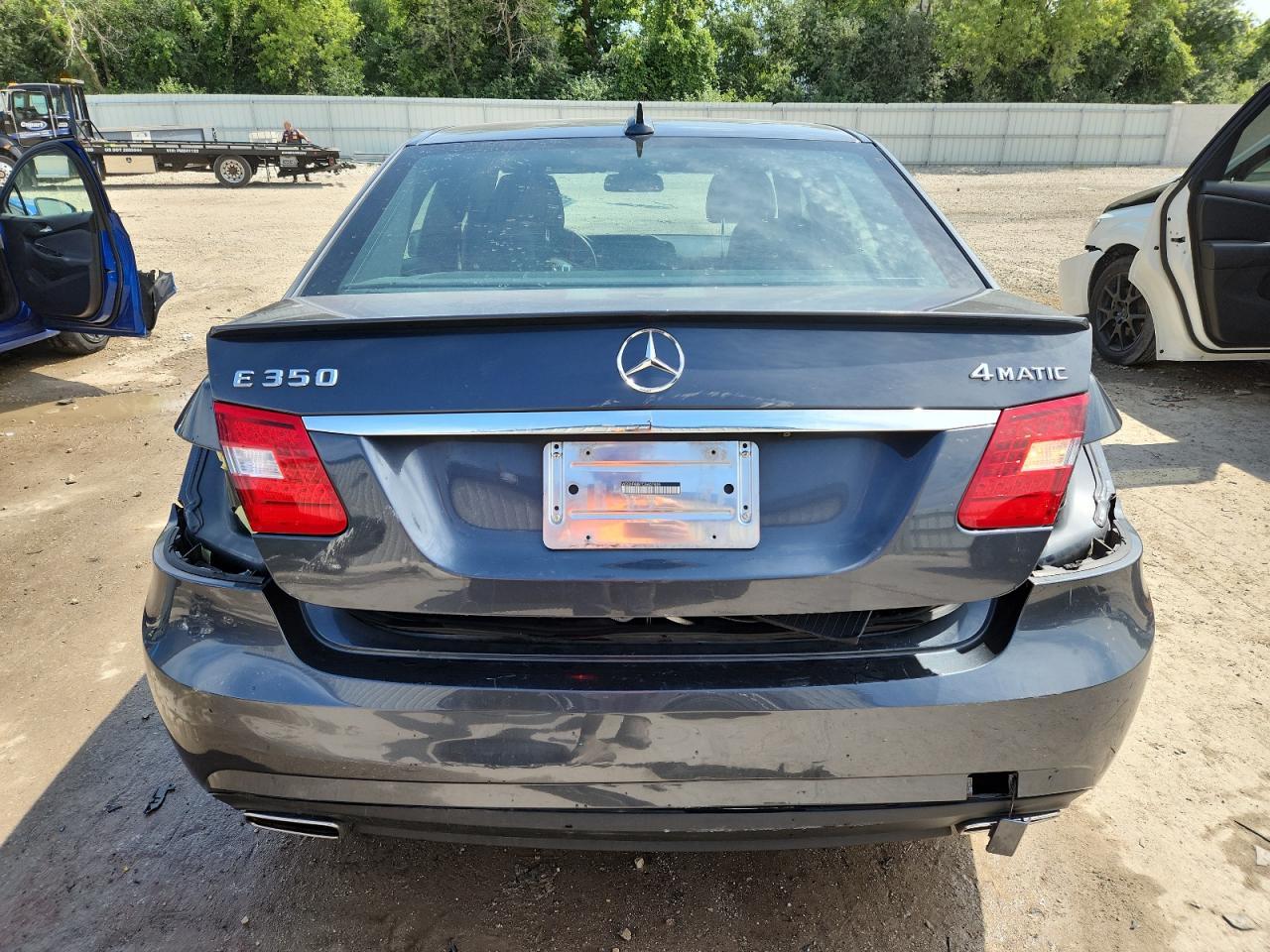 2012 MERCEDES-BENZ E-Class