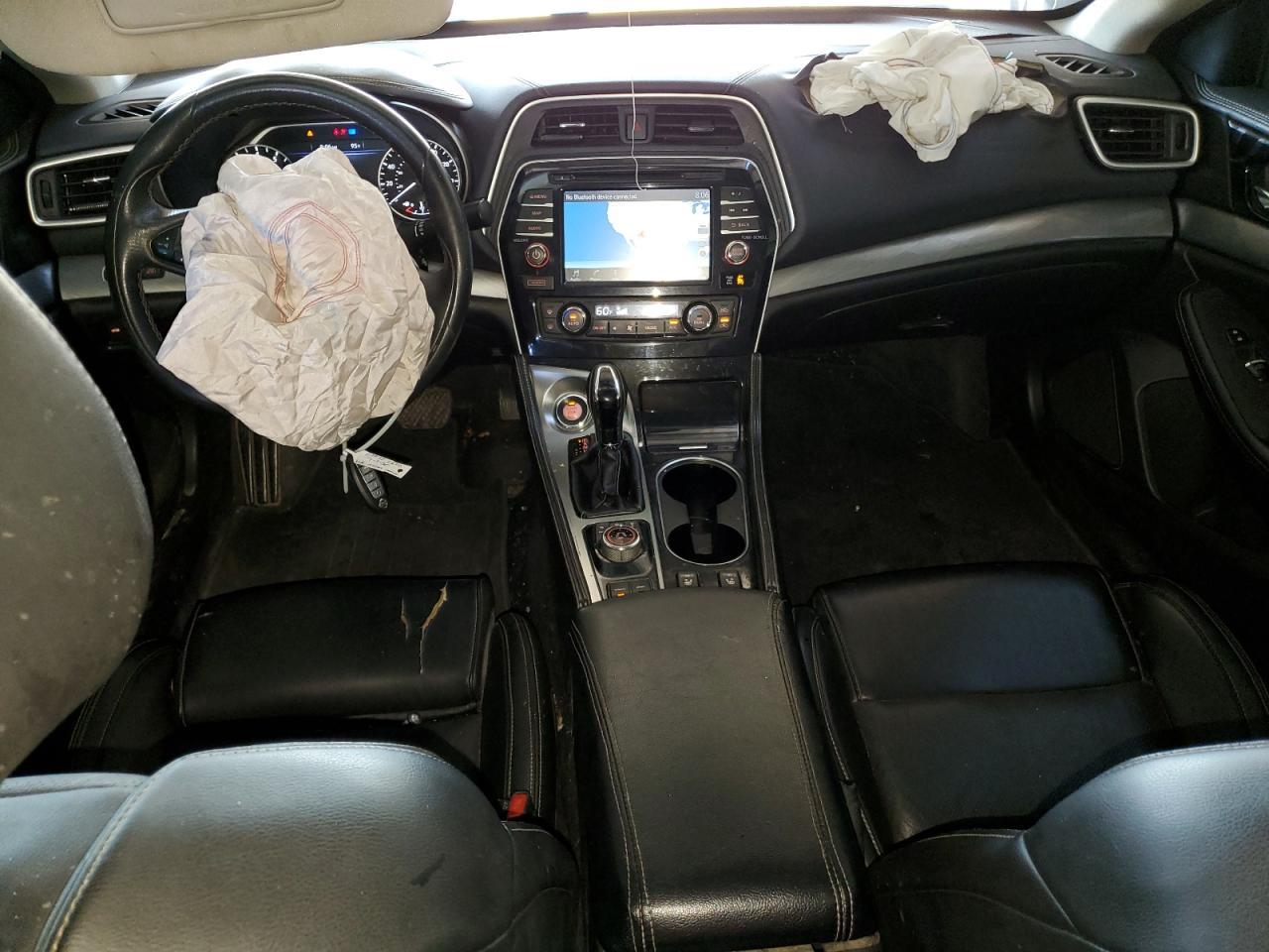 2017 NISSAN Maxima