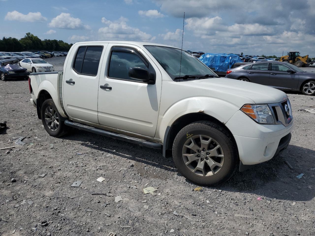 2021 NISSAN Frontier