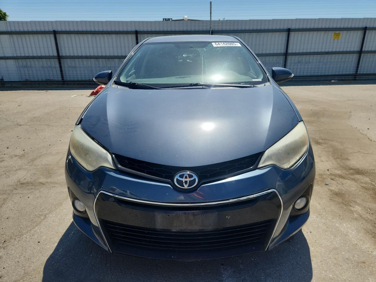 2015 TOYOTA COROLLA