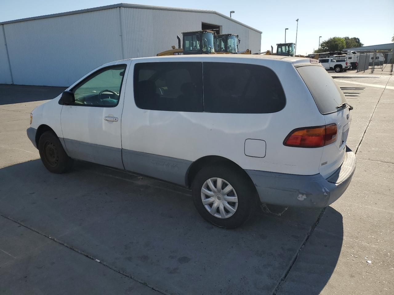 2000 TOYOTA SIENNA